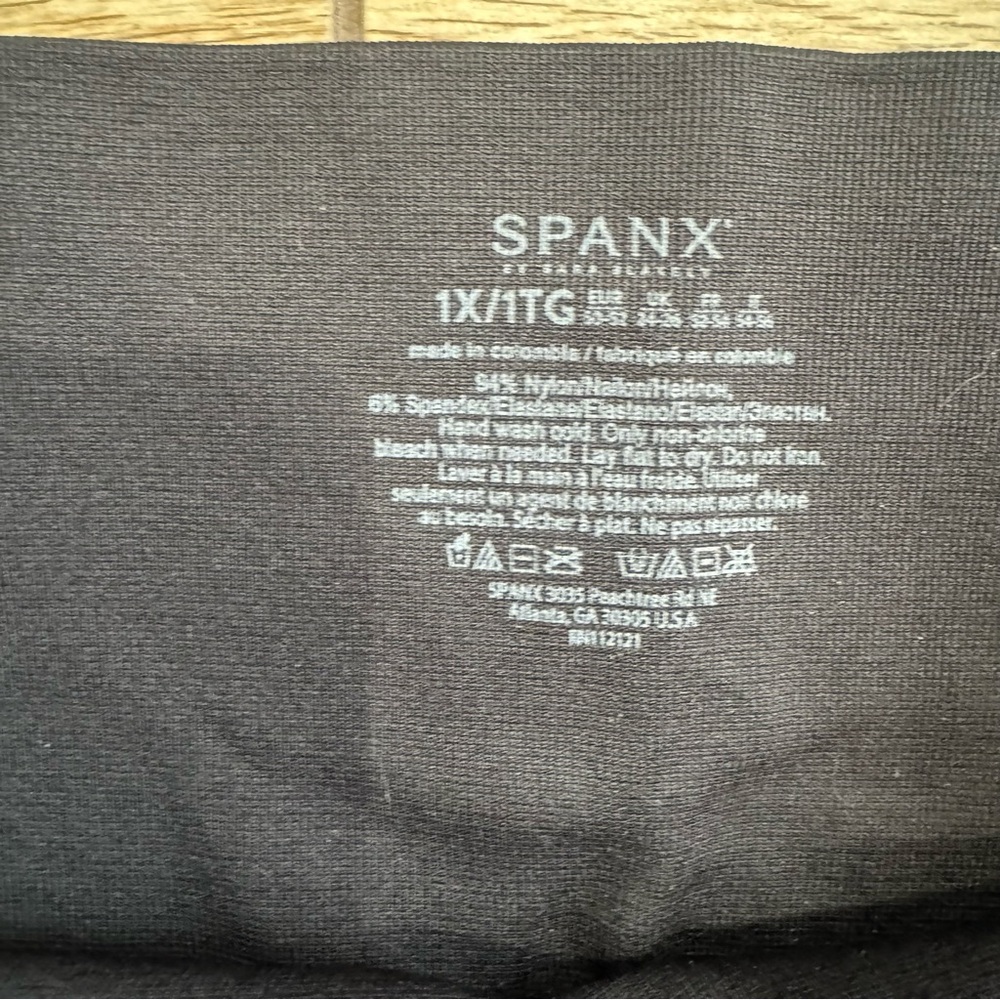 Spanx Look at Me Now High-Waisted Seamless Leggings Size 1X NWT! Black Pants - Picture 7 of 16